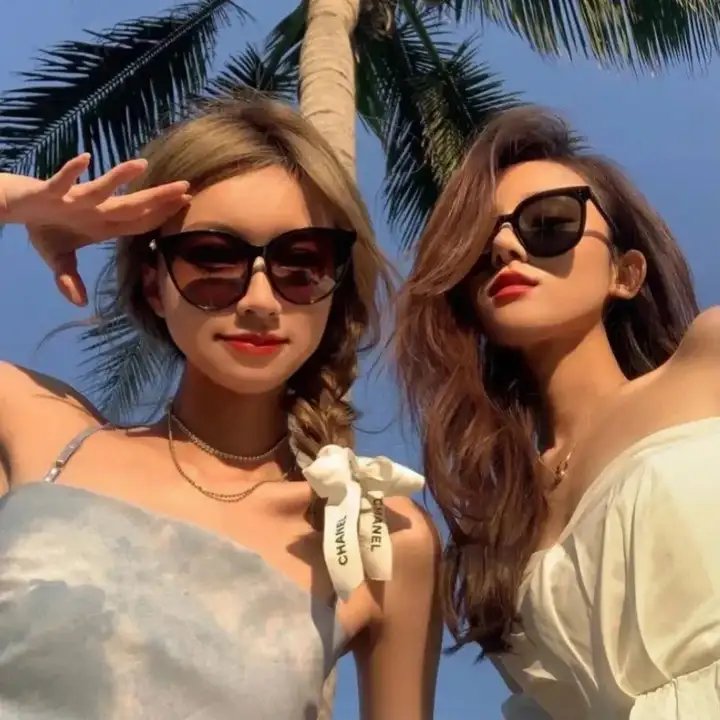 消逝于黑暗中